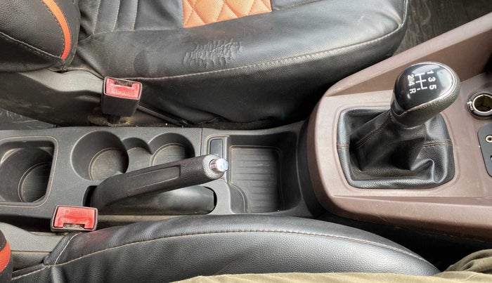 2018 Ford FREESTYLE TITANIUM 1.2 PETROL, Petrol, Manual, 35,673 km, Gear Lever