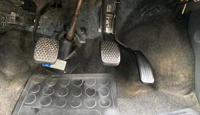 2015 Maruti Alto 800 LXI, Petrol, Manual, 8,181 km, Pedals