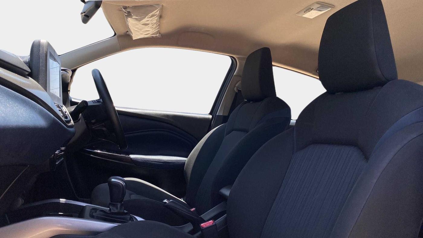 2023 Maruti Baleno ZETA 1.2 AGS, Petrol, Automatic, 2,532 km, Right Side Front Door Cabin
