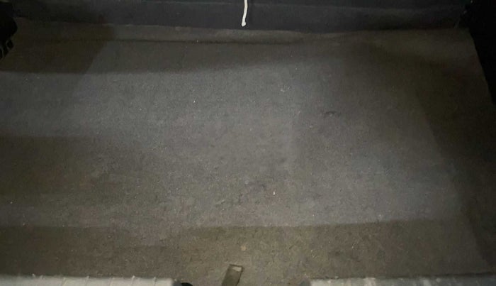 2017 Hyundai Elite i20 MAGNA EXECUTIVE 1.2, Petrol, Manual, 58,390 km, Boot Inside