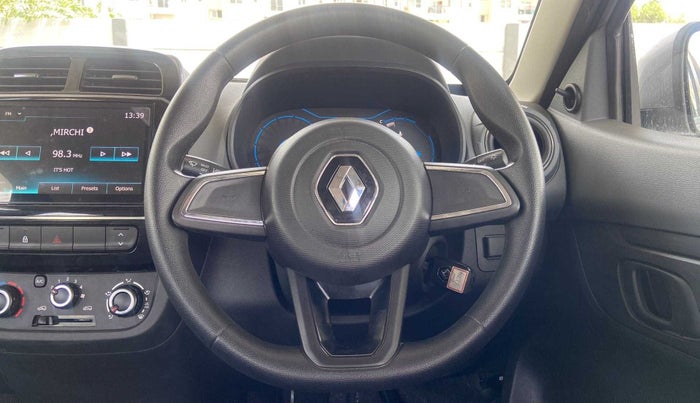 2021 Renault Kwid RXT 1.0 (O), Petrol, Manual, 15,012 km, Steering Wheel Close Up