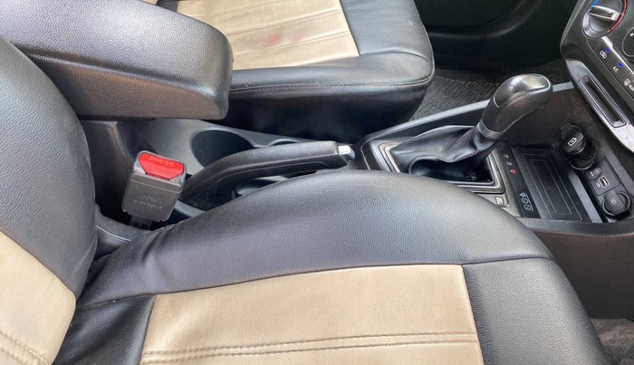 2019 Hyundai Elite i20 SPORTZ PLUS  1.2 CVT, Petrol, Automatic, 69,722 km, Gear Lever