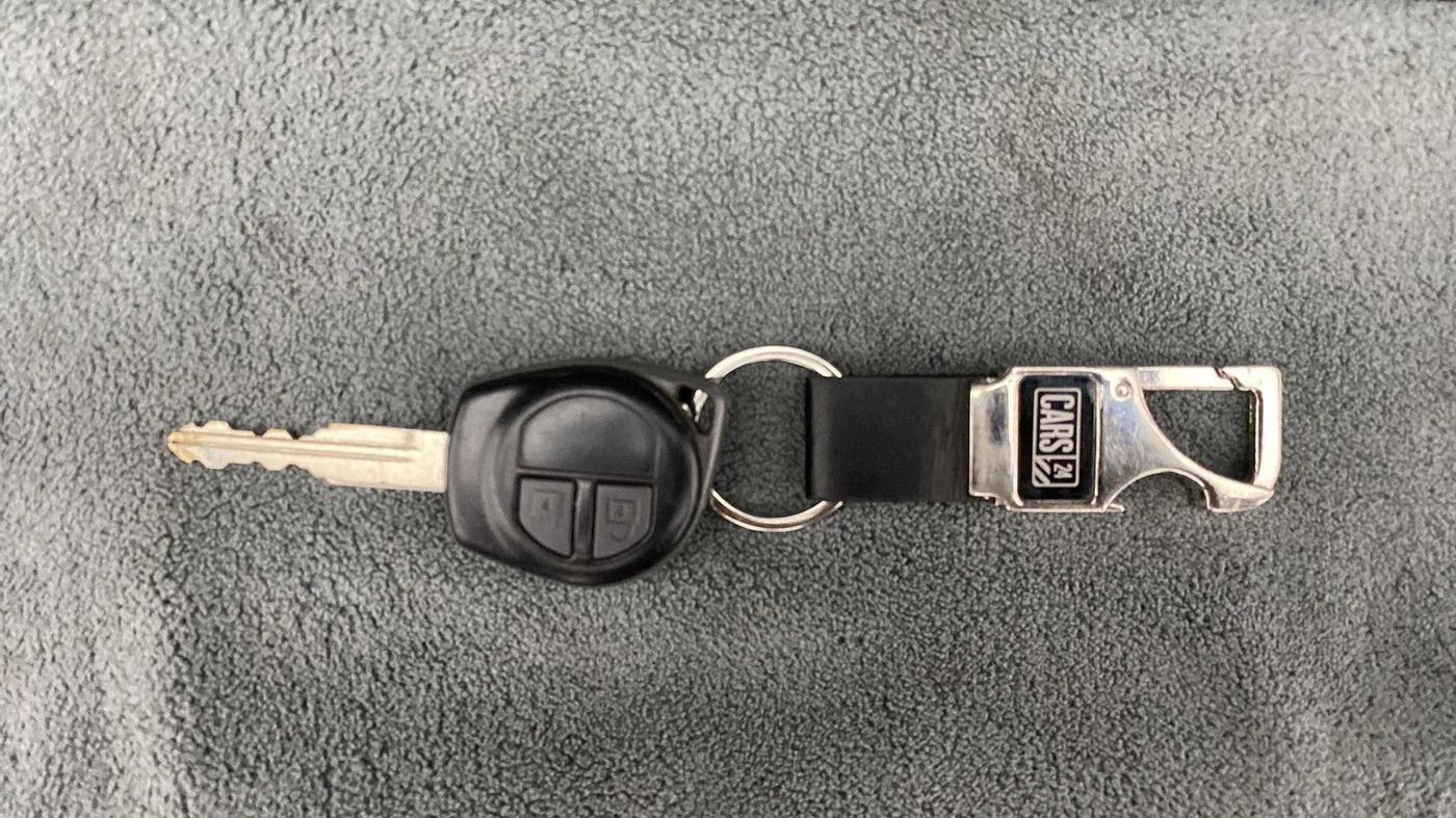2014 Maruti Swift ZDI, Diesel, Manual, 81,534 km, Key Close Up