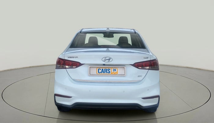 2018 Hyundai Verna 1.6 CRDI SX + AT, Diesel, Automatic, 79,797 km, Back/Rear