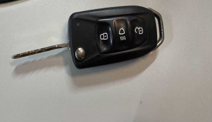 2018 Tata TIGOR XZ DIESEL, Diesel, Manual, 55,286 km, Key Close Up