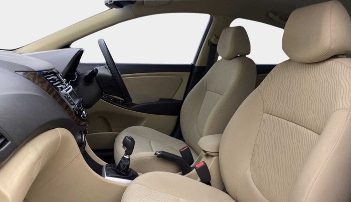 2012 Hyundai Verna FLUIDIC 1.6 VTVT SX, Petrol, Manual, 68,459 km, Right Side Front Door Cabin