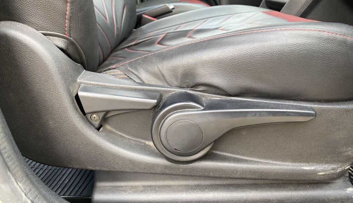 2018 Tata TIAGO NRG DIESEL, Diesel, Manual, 26,295 km, Driver Side Adjustment Panel