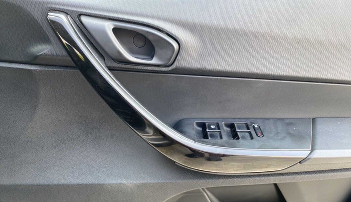 2018 Tata TIAGO NRG DIESEL, Diesel, Manual, 26,295 km, Driver Side Door Panels Control