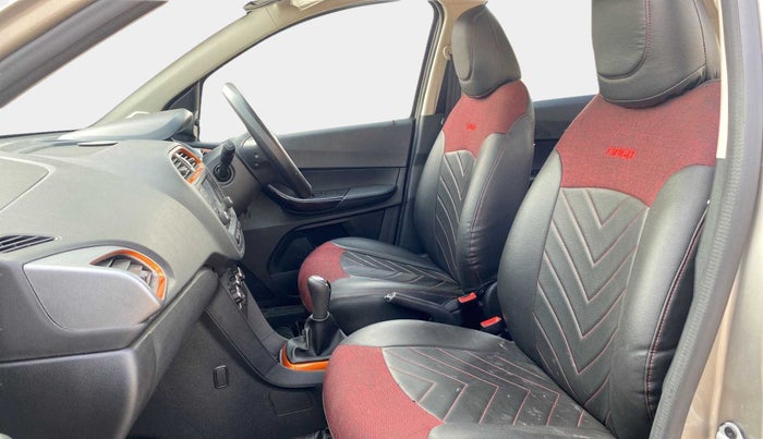2018 Tata TIAGO NRG DIESEL, Diesel, Manual, 26,295 km, Right Side Front Door Cabin