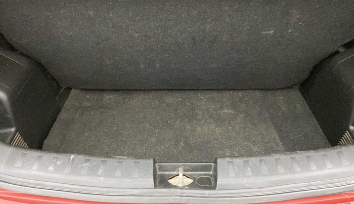 2014 Maruti Swift ZXI, Petrol, Manual, 41,175 km, Boot Inside