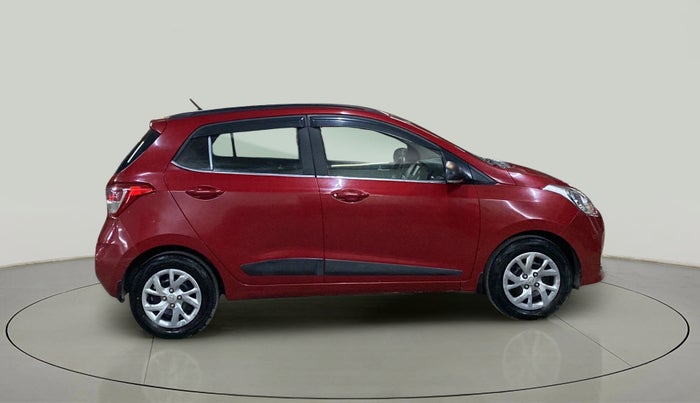 2017 Hyundai Grand i10 SPORTZ (O) 1.2 KAPPA VTVT, Petrol, Manual, 41,156 km, Right Side View