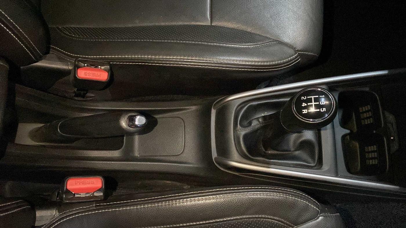 2021 Maruti XL6 ALPHA MT, Petrol, Manual, 49,564 km, Gear Lever