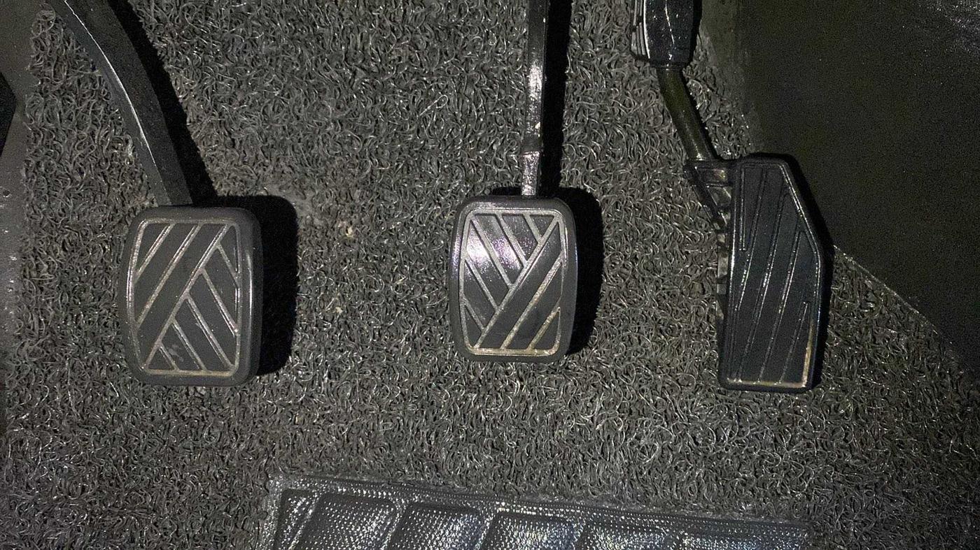 2021 Maruti XL6 ALPHA MT, Petrol, Manual, 49,564 km, Pedals