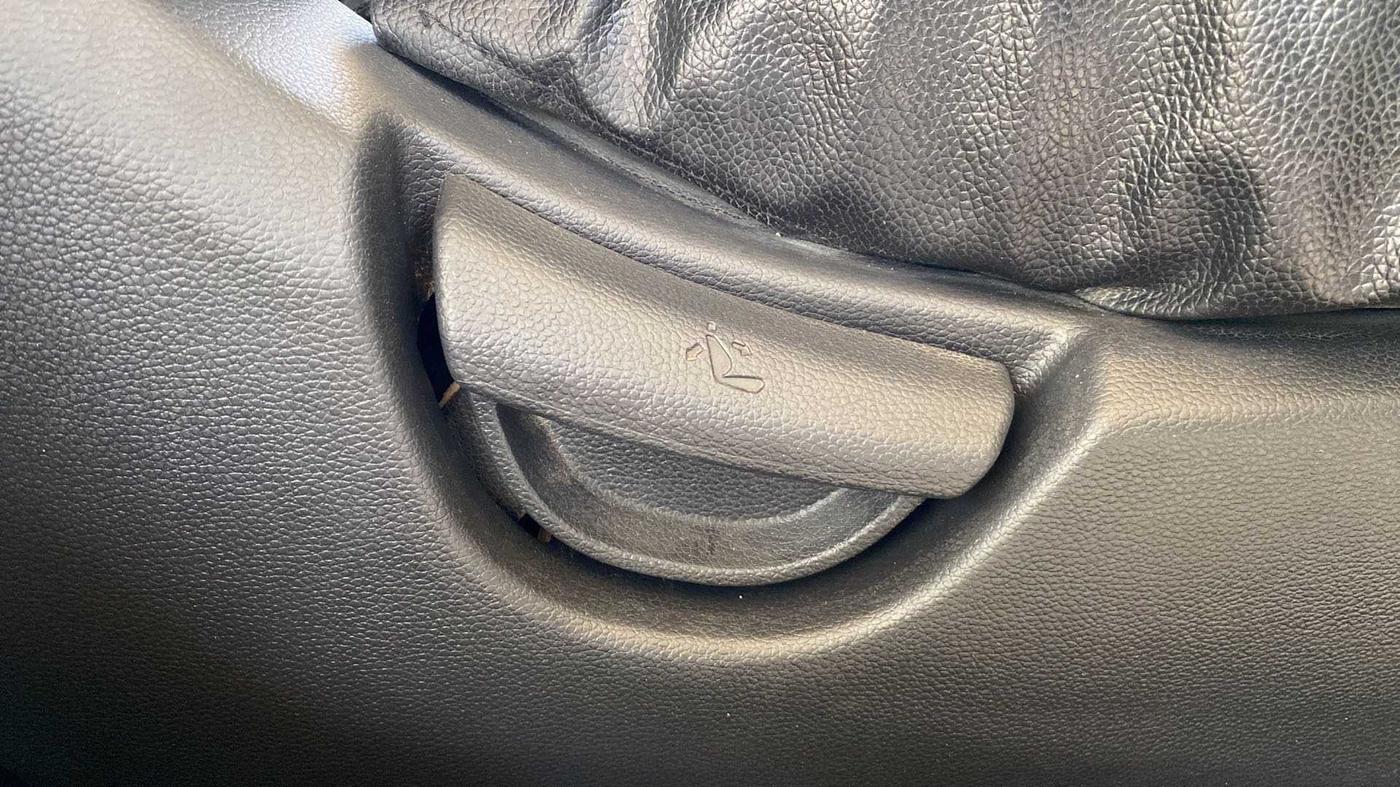 2018 Hyundai Grand i10 SPORTZ 1.2 KAPPA VTVT, Petrol, Manual, 32,301 km, Driver Side Adjustment Panel