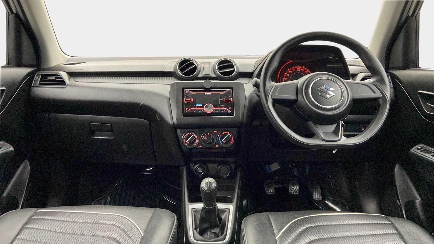 2019 Maruti Swift LXI, Petrol, Manual, 32,985 km, Dashboard