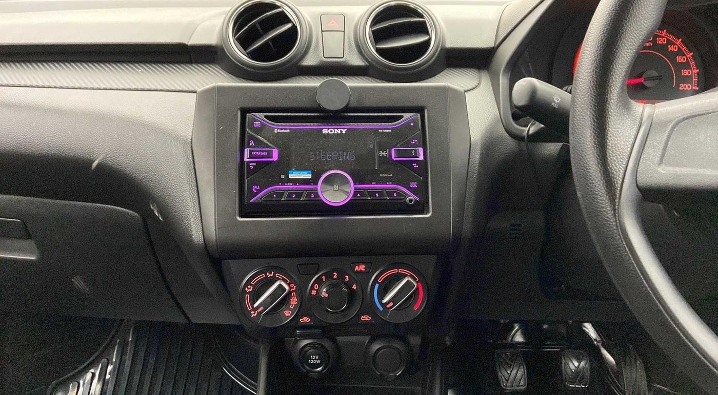2019 Maruti Swift LXI, Petrol, Manual, 32,985 km, Air Conditioner