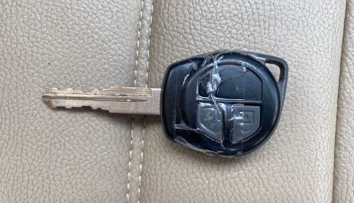 2015 Maruti Wagon R 1.0 VXI, Petrol, Manual, 44,181 km, Key Close Up