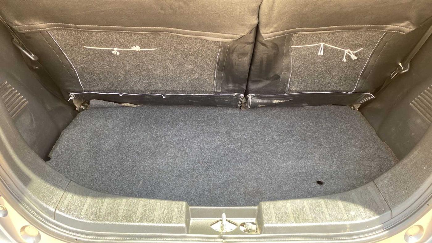 2015 Maruti Wagon R 1.0 VXI, Petrol, Manual, 44,181 km, Boot Inside