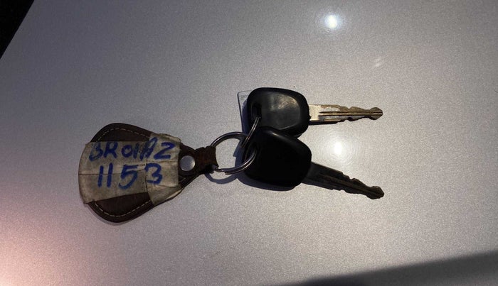 2010 Maruti Wagon R 1.0 LXI, Petrol, Manual, 68,719 km, Key Close Up