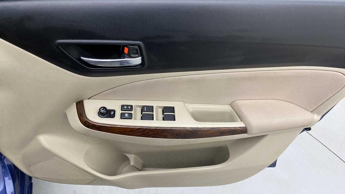 2019 Maruti Dzire ZXI AMT, Petrol, Automatic, 23,141 km, Driver Side Door Panels Control