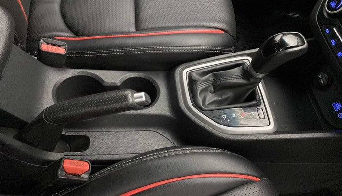 2016 Hyundai Creta SX PLUS AT 1.6 PETROL, Petrol, Automatic, 50,964 km, Gear Lever