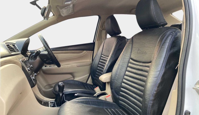 2021 Maruti Ciaz DELTA 1.5 SHVS MT PETROL, Petrol, Manual, 37,180 km, Right Side Front Door Cabin