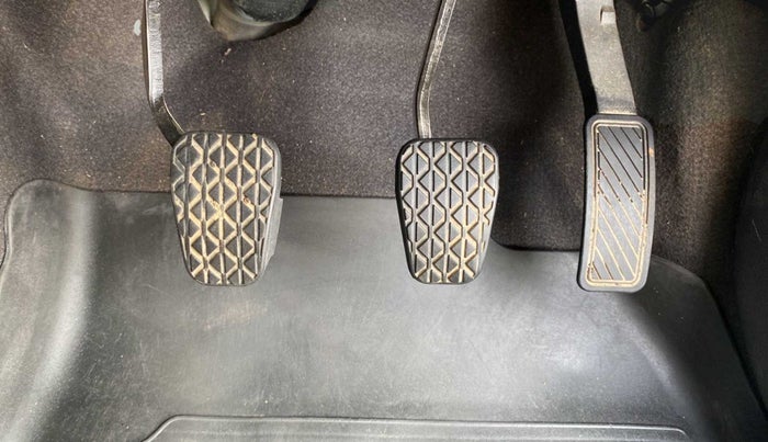 2018 Ford FREESTYLE TREND 1.2 PETROL, Petrol, Manual, 19,412 km, Pedals