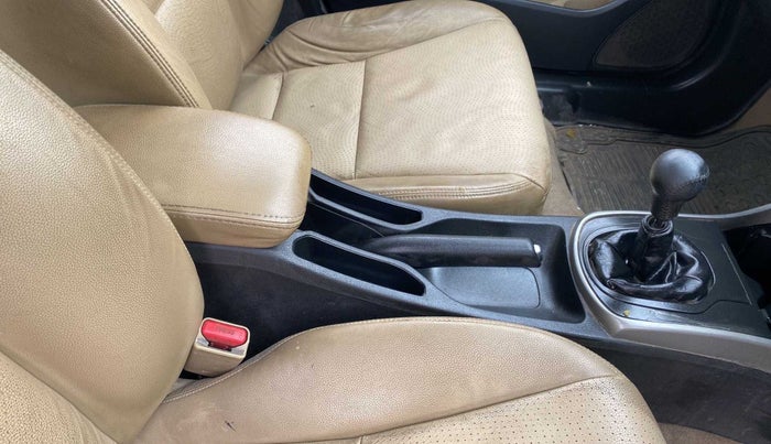 2016 Honda City 1.5L I-VTEC VX, Petrol, Manual, 58,442 km, Gear Lever