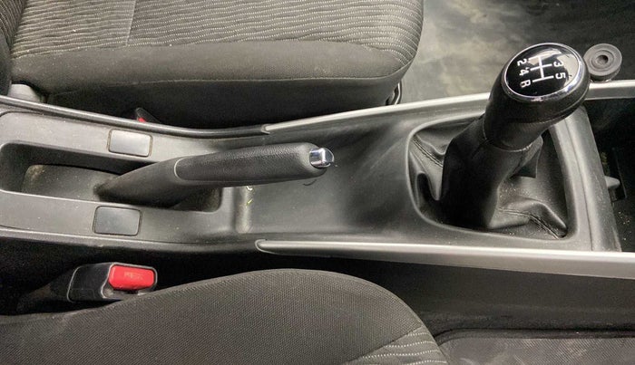 2018 Maruti Baleno DELTA PETROL 1.2, Petrol, Manual, 36,870 km, Gear Lever
