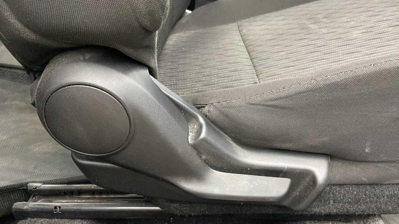 2018 Maruti Baleno DELTA PETROL 1.2, Petrol, Manual, 36,870 km, Driver Side Adjustment Panel