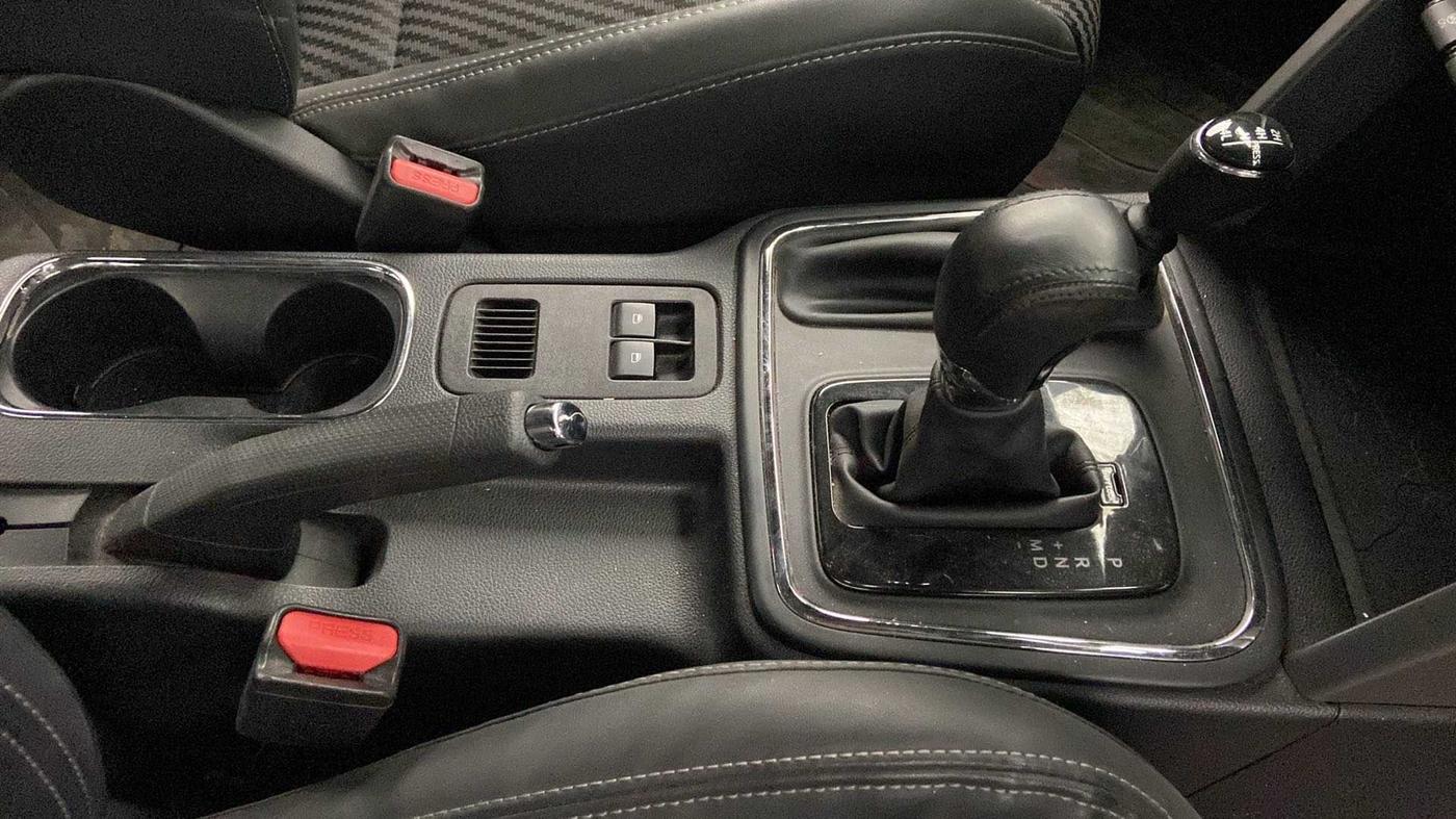 2021 Mahindra Thar LX PETROL HT 4WD AT, Petrol, Automatic, 25,783 km, Gear Lever