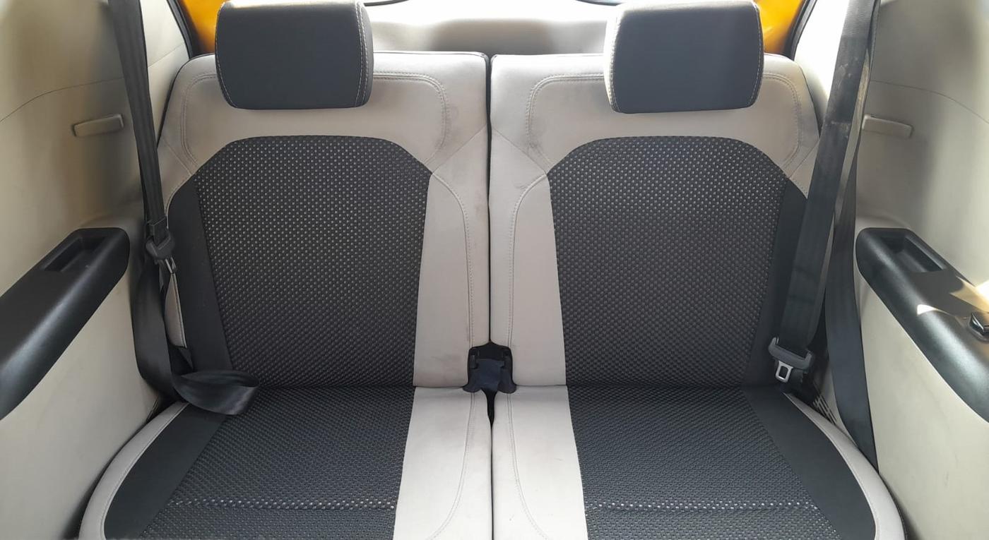 2020 Renault TRIBER RXZ AMT, Petrol, Automatic, 38,083 km, Third Seat Row ( optional )
