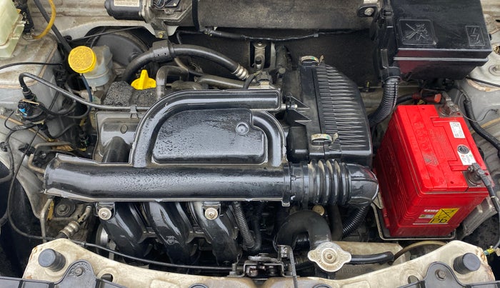 2016 Renault Kwid RXT 0.8, Petrol, Manual, 61,253 km, Engine View