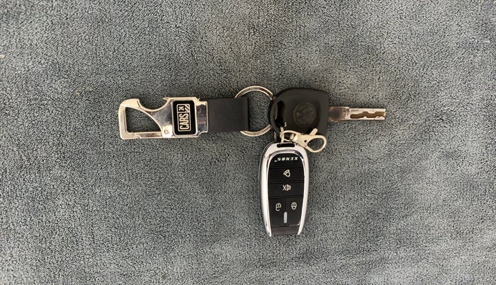 2015 Volkswagen Polo TRENDLINE 1.2L PETROL, Petrol, Manual, 58,651 km, Lock system - Remote key not working