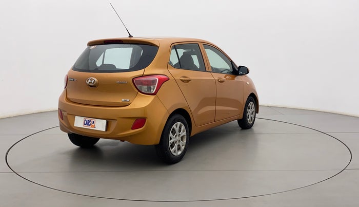 2016 Hyundai Grand i10 MAGNA 1.2 KAPPA VTVT, Petrol, Manual, 90,696 km, Right Back Diagonal