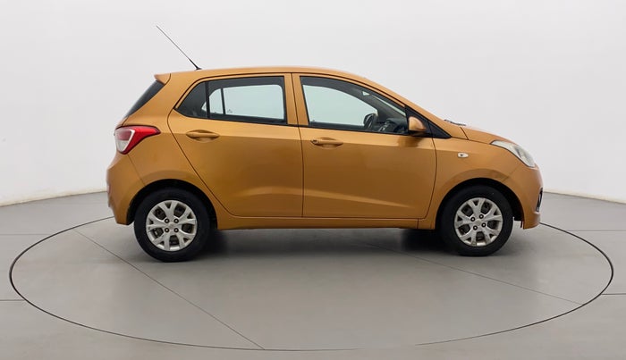 2016 Hyundai Grand i10 MAGNA 1.2 KAPPA VTVT, Petrol, Manual, 90,696 km, Right Side View