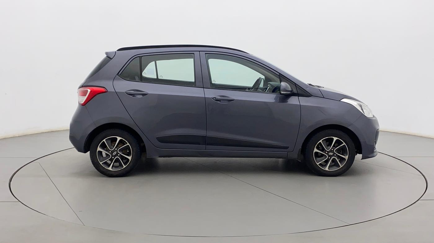 2018 Hyundai Grand i10 SPORTZ AT 1.2 KAPPA VTVT, Petrol, Automatic, 40,889 km, Right Side View