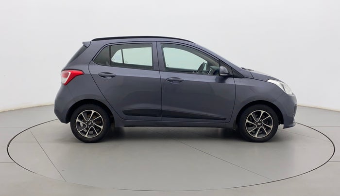 2018 Hyundai Grand i10 SPORTZ AT 1.2 KAPPA VTVT, Petrol, Automatic, 40,889 km, Right Side View
