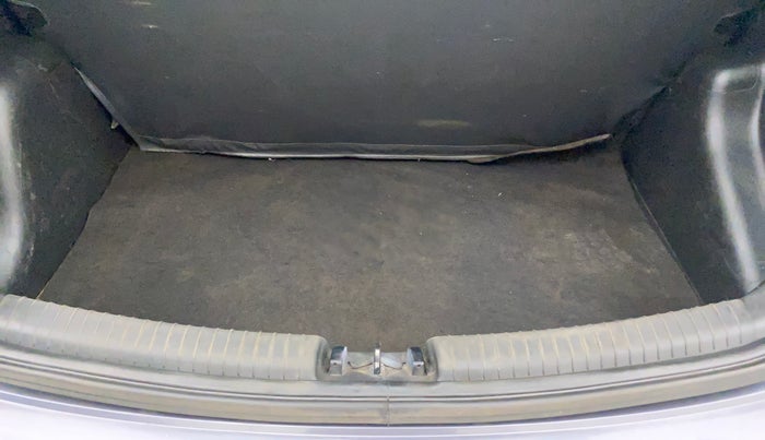 2018 Hyundai Grand i10 SPORTZ AT 1.2 KAPPA VTVT, Petrol, Automatic, 40,889 km, Boot Inside
