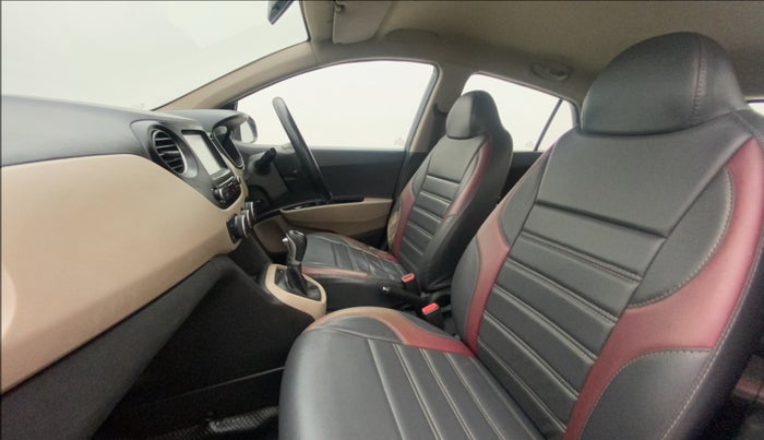 2018 Hyundai Grand i10 SPORTZ AT 1.2 KAPPA VTVT, Petrol, Automatic, 40,889 km, Right Side Front Door Cabin