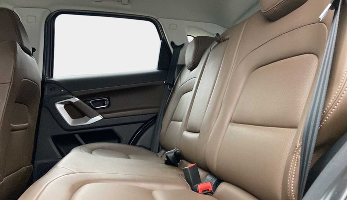 2019 Tata Harrier XZ 2.0L, Diesel, Manual, 14,308 km, Right Side Rear Door Cabin
