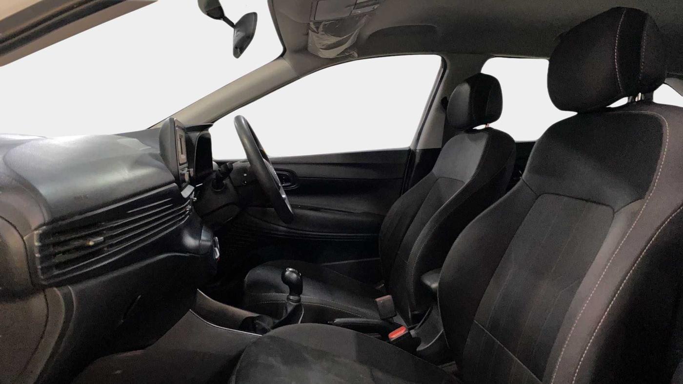 2021 Hyundai NEW I20 MAGNA 1.2 MT, Petrol, Manual, 47,835 km, Right Side Front Door Cabin