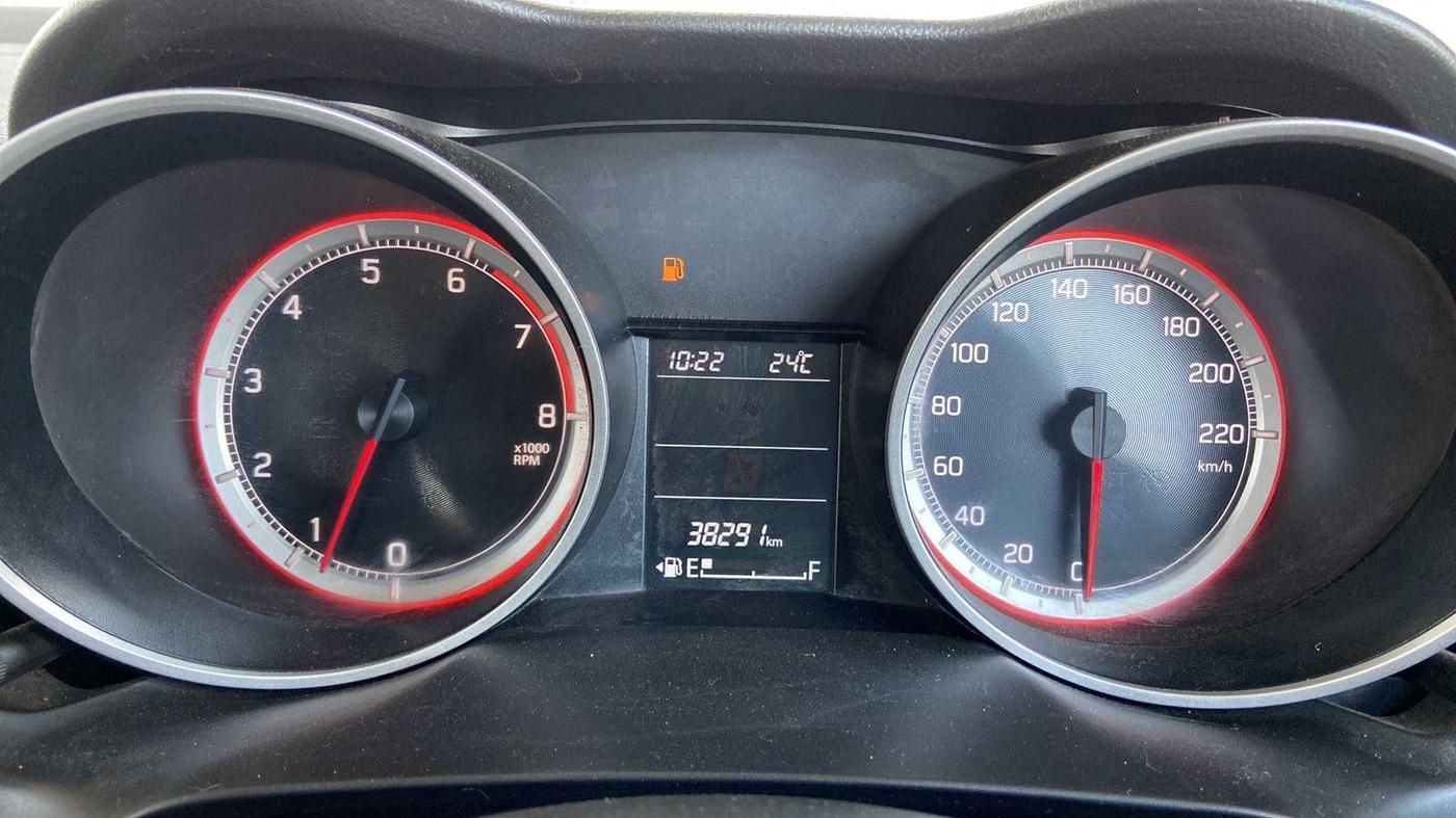 2019 Maruti Swift ZXI, Petrol, Manual, 38,411 km, Odometer Image