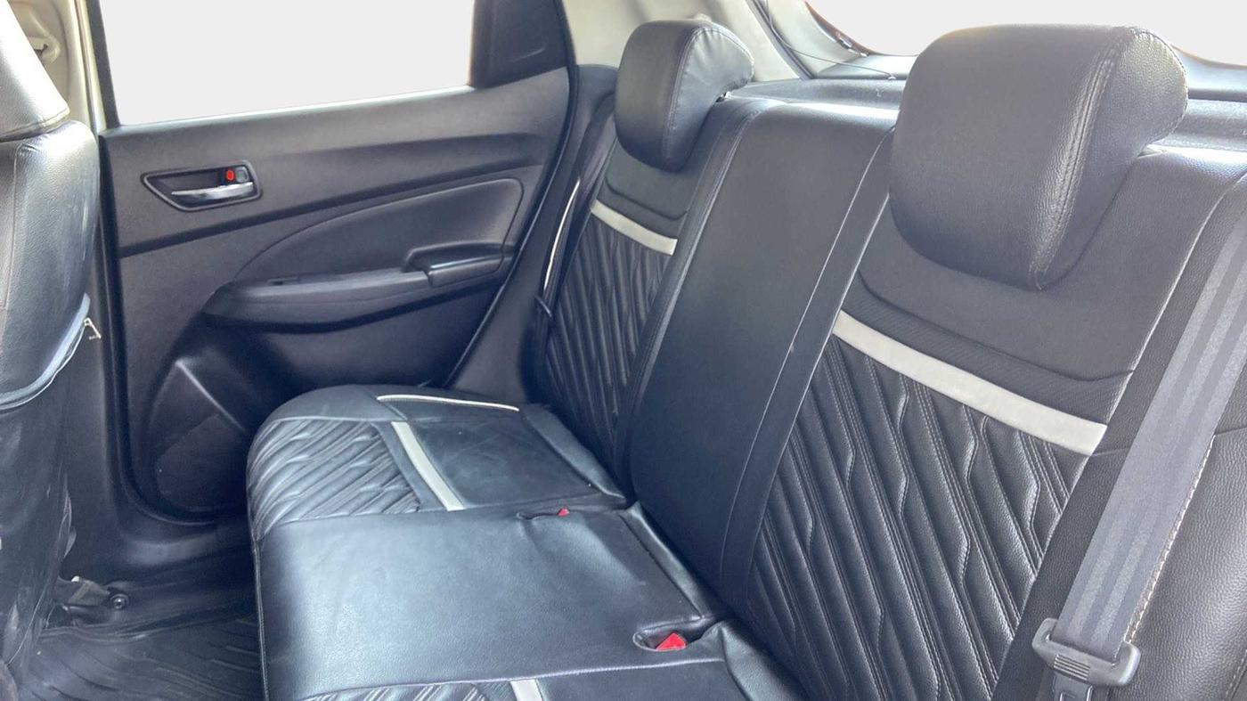 2019 Maruti Swift ZXI, Petrol, Manual, 38,411 km, Right Side Rear Door Cabin