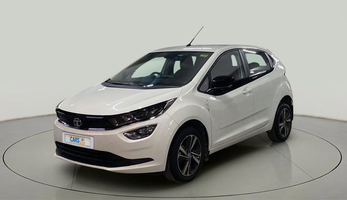 2022 Tata ALTROZ XZ DIESEL, Diesel, Manual, 12,105 km, Left Front Diagonal