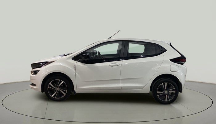2022 Tata ALTROZ XZ DIESEL, Diesel, Manual, 12,105 km, Left Side