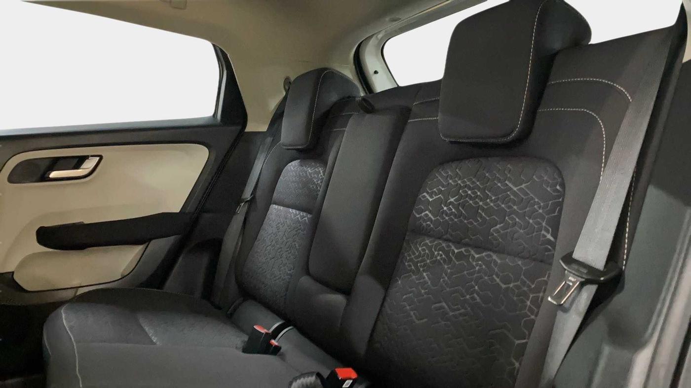 2022 Tata ALTROZ XZ DIESEL, Diesel, Manual, 12,105 km, Right Side Rear Door Cabin