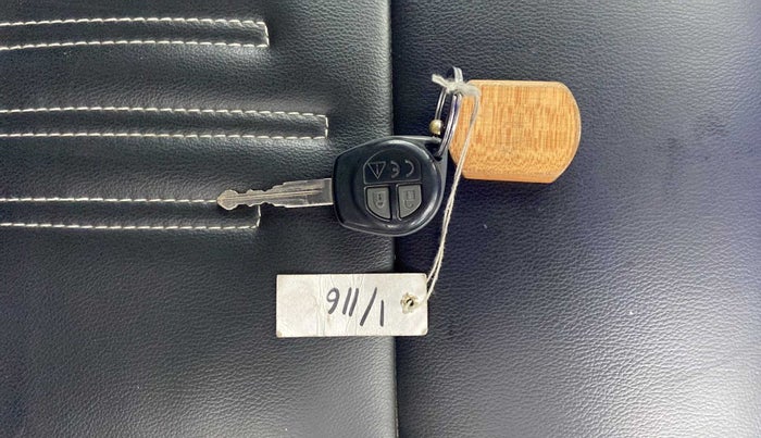 2020 Maruti Baleno DELTA PETROL 1.2, Petrol, Manual, 35,636 km, Key Close Up