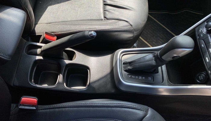 2021 Maruti S Cross ZETA AT 1.5, Petrol, Automatic, 18,594 km, Gear Lever