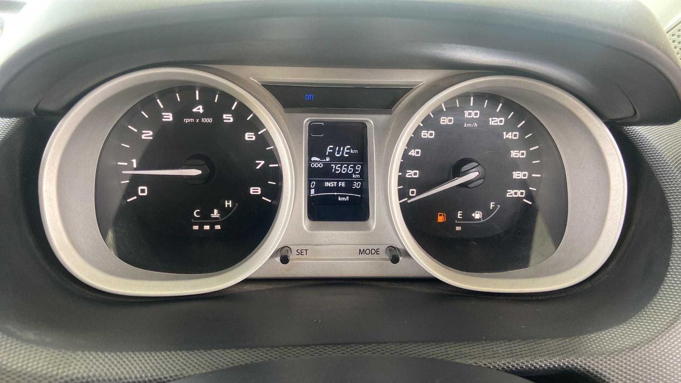 2016 Tata Tiago XZ PETROL, Petrol, Manual, 75,975 km, Odometer Image